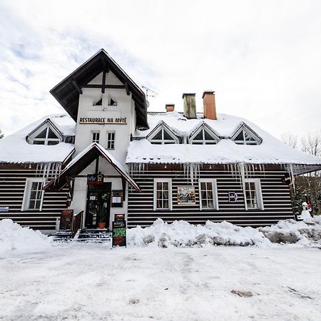 Hotylek Na Myte Hotel Harrachov Ngoại thất bức ảnh