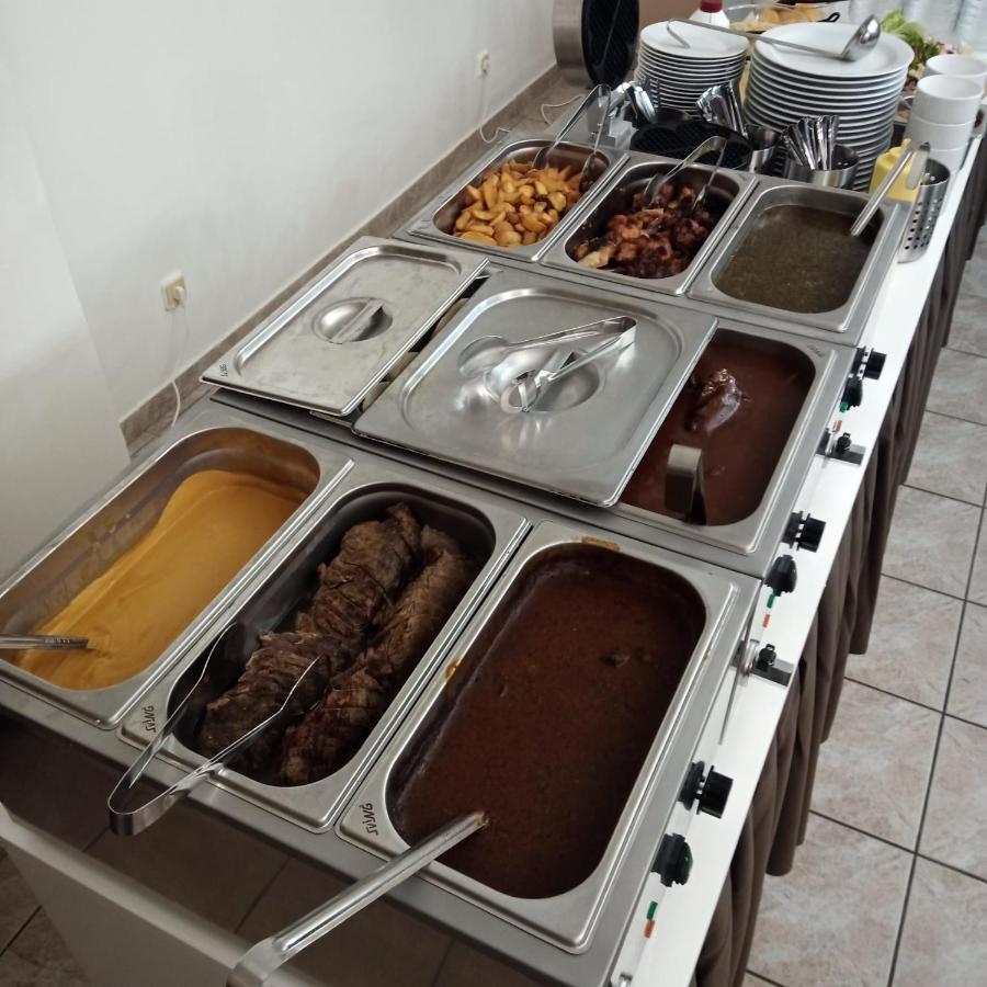 Hotylek Na Myte Hotel Harrachov Ngoại thất bức ảnh