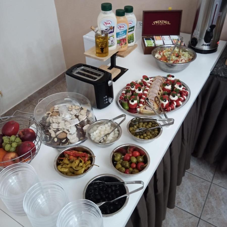 Hotylek Na Myte Hotel Harrachov Ngoại thất bức ảnh