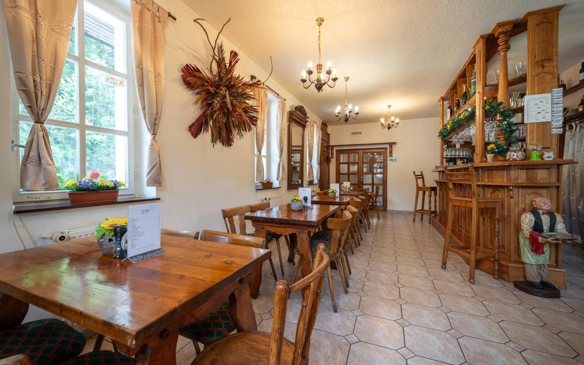 Hotylek Na Myte Hotel Harrachov Ngoại thất bức ảnh