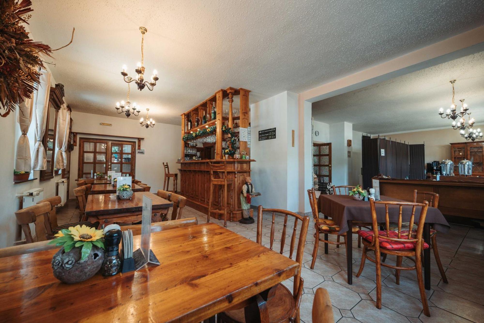 Hotylek Na Myte Hotel Harrachov Ngoại thất bức ảnh