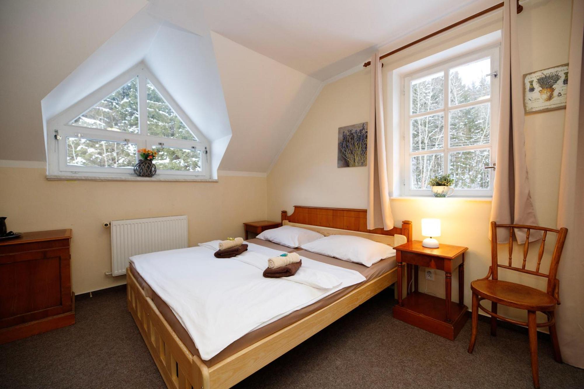 Hotylek Na Myte Hotel Harrachov Ngoại thất bức ảnh